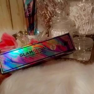 GlamGlow